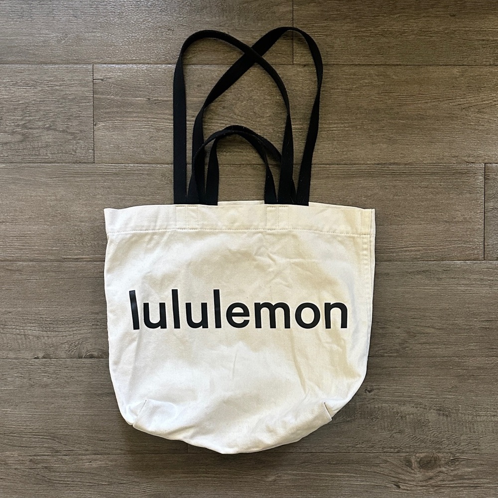 lululemon athletica Cream Tote with Black Straps